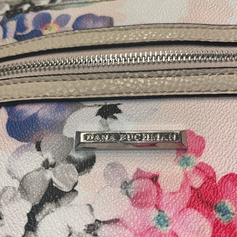 Dana Buchman floral crossbody bag / preowned with many pockets done - Picture 10 of 12